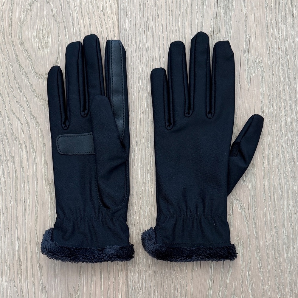 Isotoner Women’s Black Faux Fur Trim Gloves